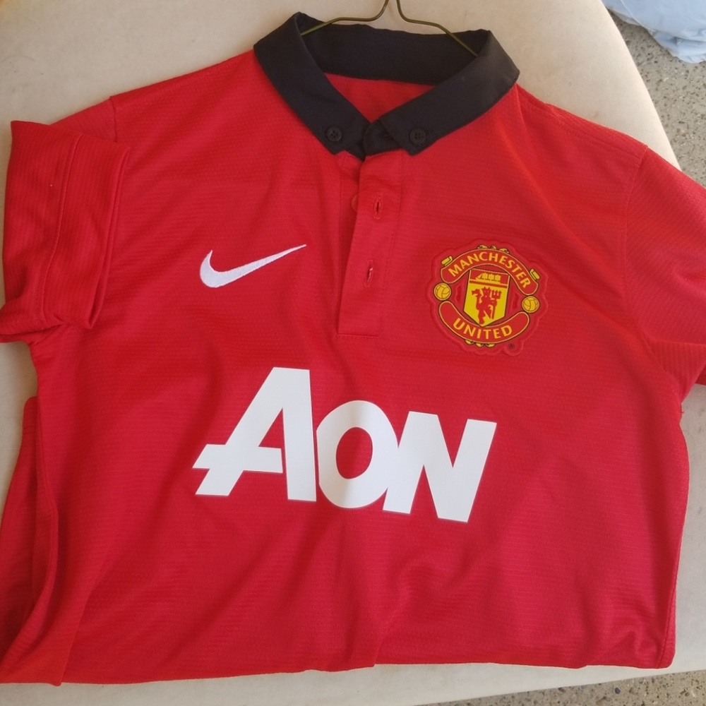 Nike Manchester size small